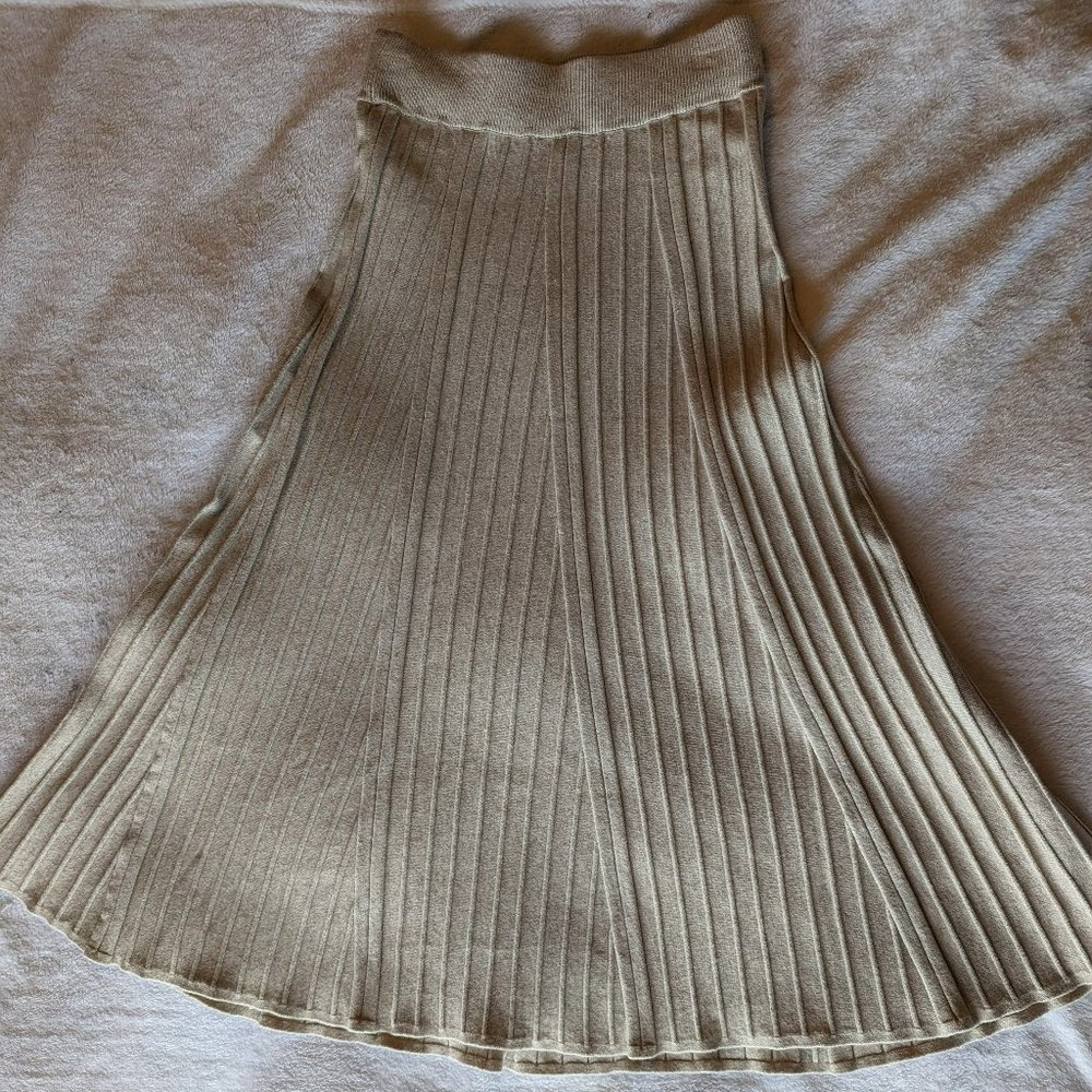 Boutique Sweater Knit Skirt